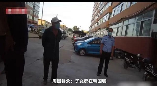  獨居老人摔倒陽臺敲盆呼救4晝夜，背后真相引人深思