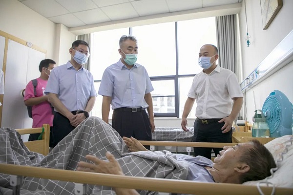 國家衛(wèi)生健康委老齡健康司調(diào)研組蒞臨湘潭海福祥調(diào)研長(zhǎng)護(hù)險(xiǎn)工作